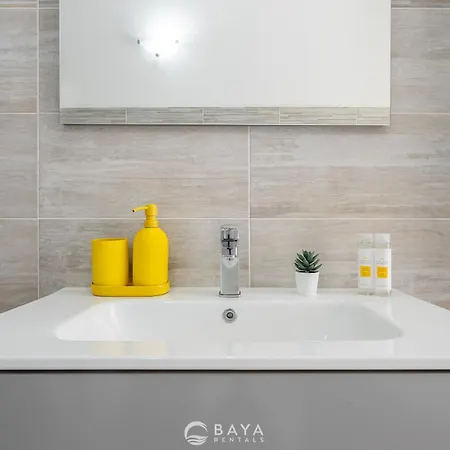 Апартаменты Cozy 2br In